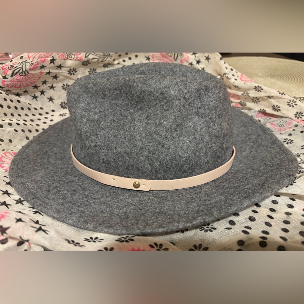 Free People Gray Fedora Wool Hat - NEW NWT!